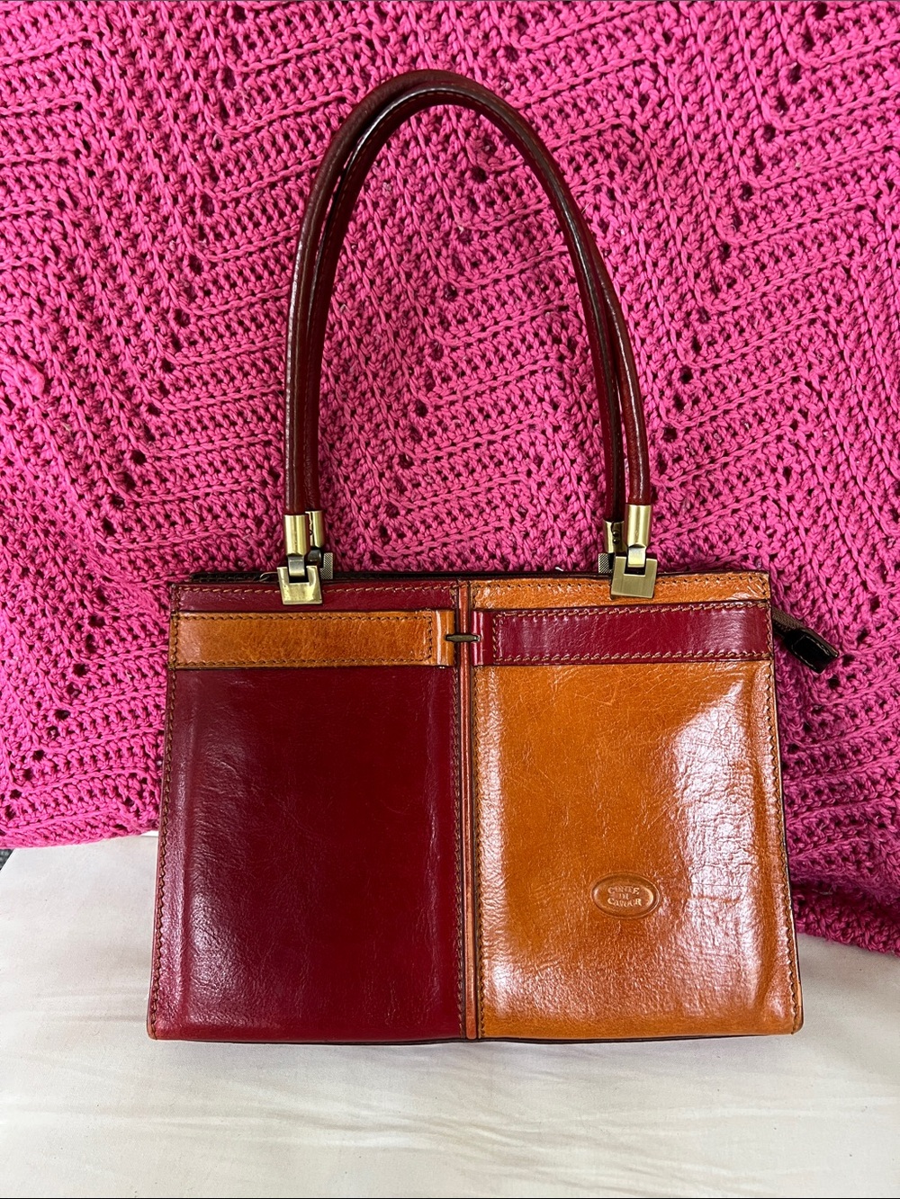Vintage Conte de Cavour split color leather shoulder bag from Italy.